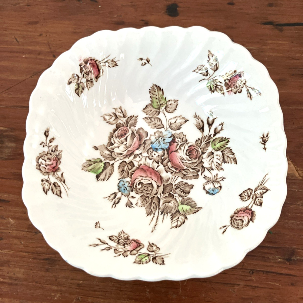 Vintage Johnson Brothers Devon Sprays 6" Soup Cereal Bowl Ironstone England